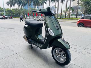 Vespa LX 125 ie nguyên bản biển hà nội