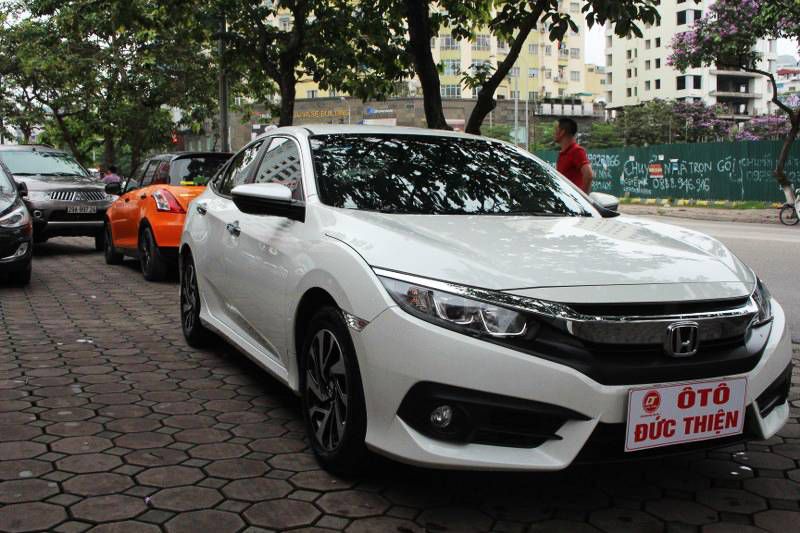Ban Honda Civic 1.8G AT 2018 cu Ha Noi