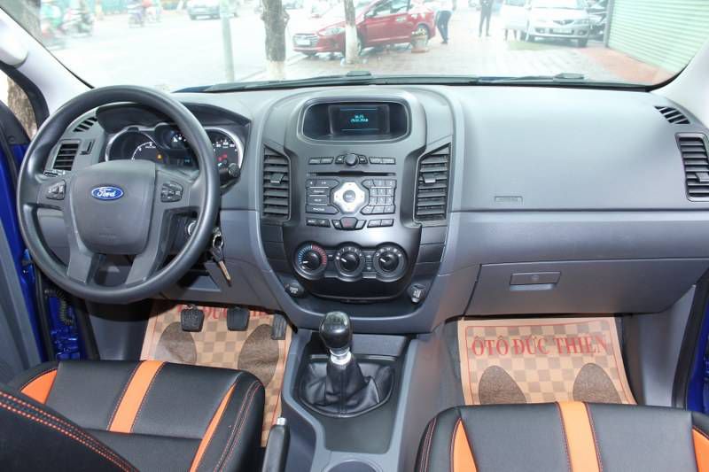Ban Ford Ranger XLS 2016 cu Ha Noi