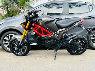 Ducati Monsterr 2.biển số 29D xe nguyên chất moto