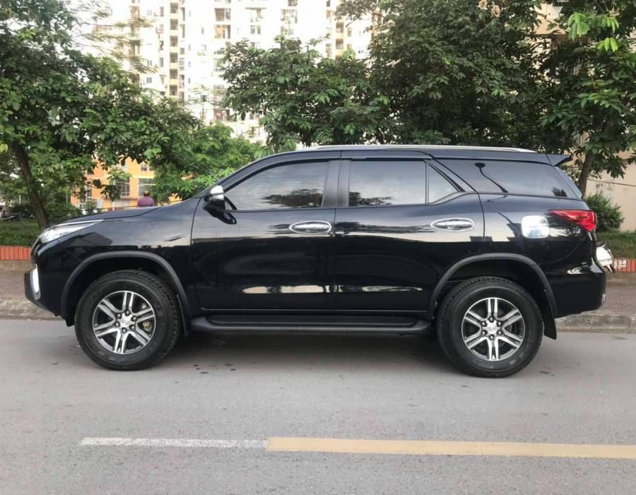 Ban Toyota Fortuner 2.4G 2017 - So san