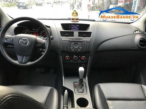 Ban Mazda BT-50 Facelift 2019 moi Binh Duong