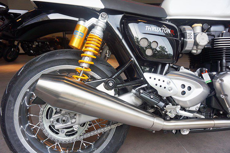 Moto Triumph Thruxton R chinh hang gia 595 trieu tai VN-Hinh-10