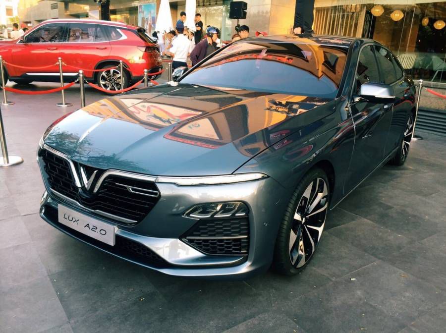 MUA VINFAST LUX A2.0 NGAY TU BAY GIO. TIET KIEM LEN DEN 466 TRIEU