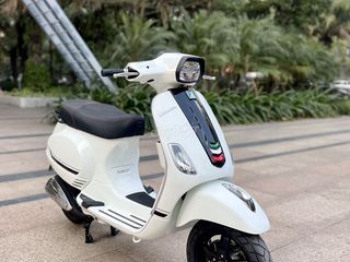 [HỖ TRỢ TRẢ GÓP] VESPA S lên đèn led