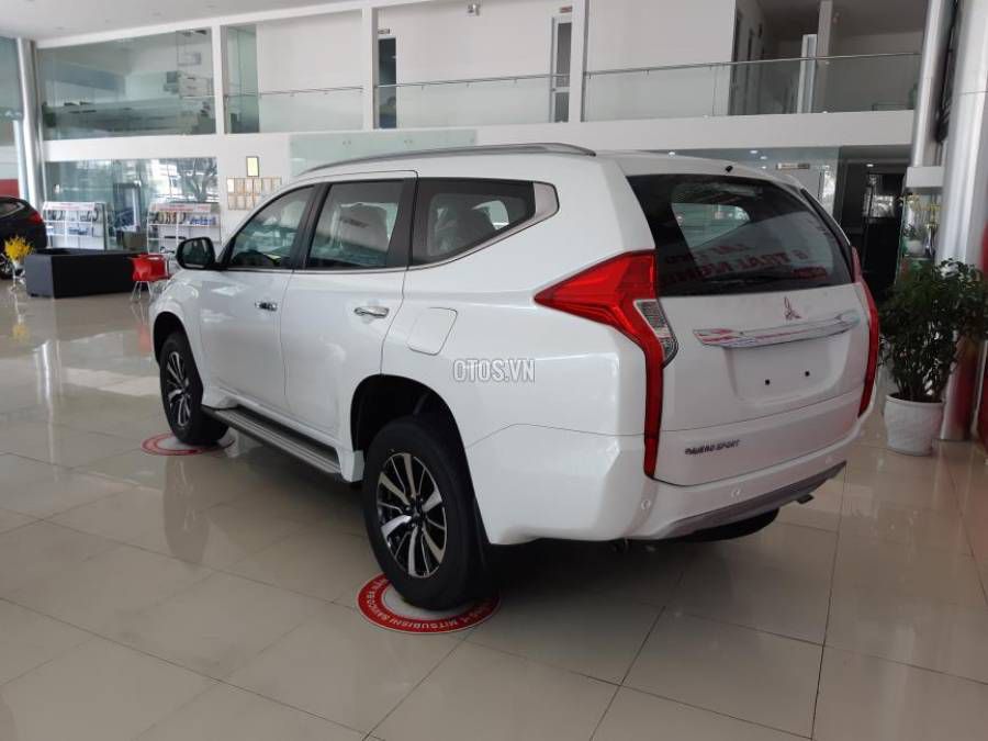 Ban Mitsubishi Pajero Sport GLS.D4x2MT 2019 moi Da Nang 0908674343