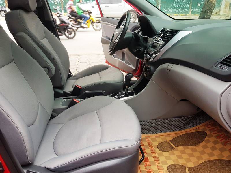Ban Hyundai Accent Blue 2015 cu Ha Noi