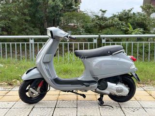 Piaagio Vespa 125 3ive đèn vuông biển số 43