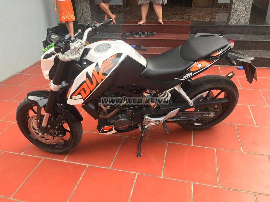 Can ban KTM Duke 200 2014 Den Trang o Ha Noi gia 81tr MSP #503471