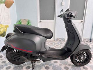 VESPA sprint 2023 - màu xám hottt