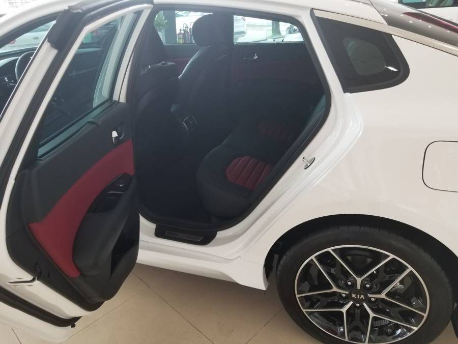 KIA OPTIMA PREMIUM (BAN CAO CAP NHAT OPTIMA) 2019 GIA TOT NHAT PHAN KHUC D -LIEN HE KIA BIEN HOA 08.6868.9191 DE DUOC HO TRO THEM NHIEU UU DAI TOT NHAT