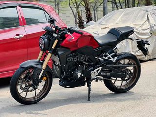 HONDA CB 300R motor pkl mới như đập thùng.1200km