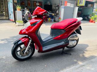 Honda dylan 150cc đk2005 giấy tờ hợp lệ zin êm