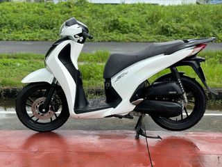 SH 125 đời 2016 khoá ga màu trắng đen 92D1-385.01