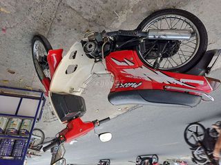 Kawasaki max đỏ  đời 2001