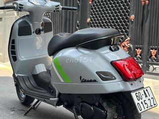 VespaGTS 300cc Xám Xi Măng— Xe Đẹp—Máy Zin Ngon