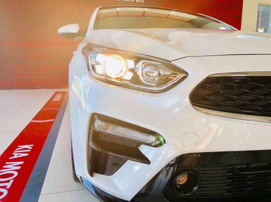 KIA CERATO 2019- GIA CUC UU DAI, RA LOC TIEN MAT TANG BAO HIEM THAN VO