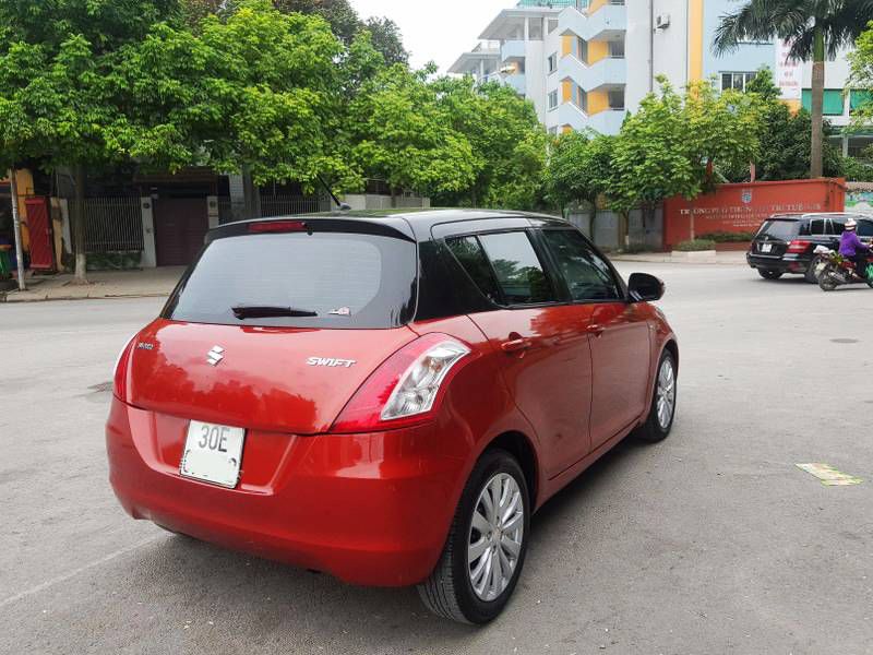 Ban Suzuki Swift 1.4AT 2016 cu Ha Noi