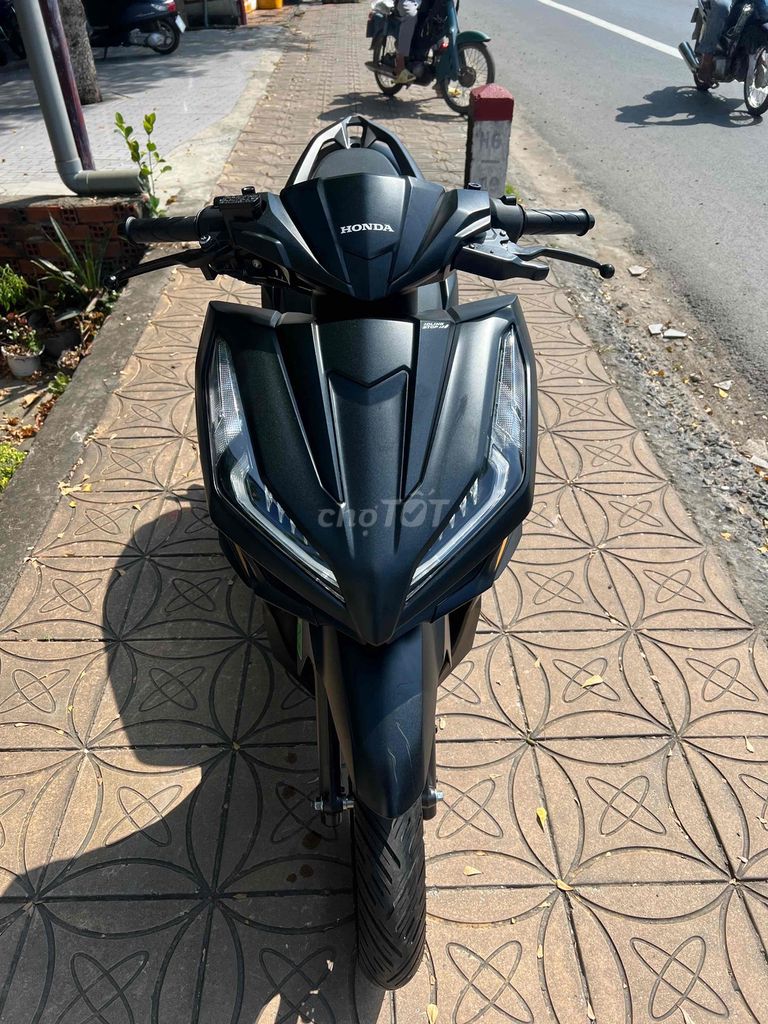 Vario 125 2023 đk 2024 khóa thông minh như mới.