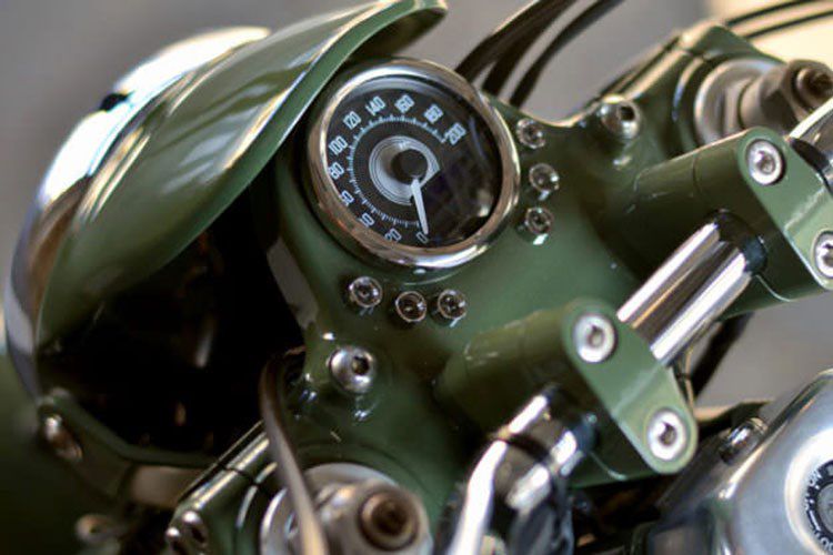 Ducati M900 lot xac Monster Tracker 