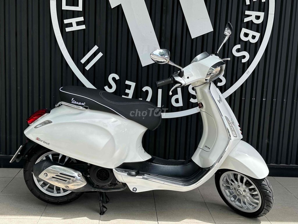 Piaggio Vesspa Sprint - Vespa Trắng mới 98% bs43