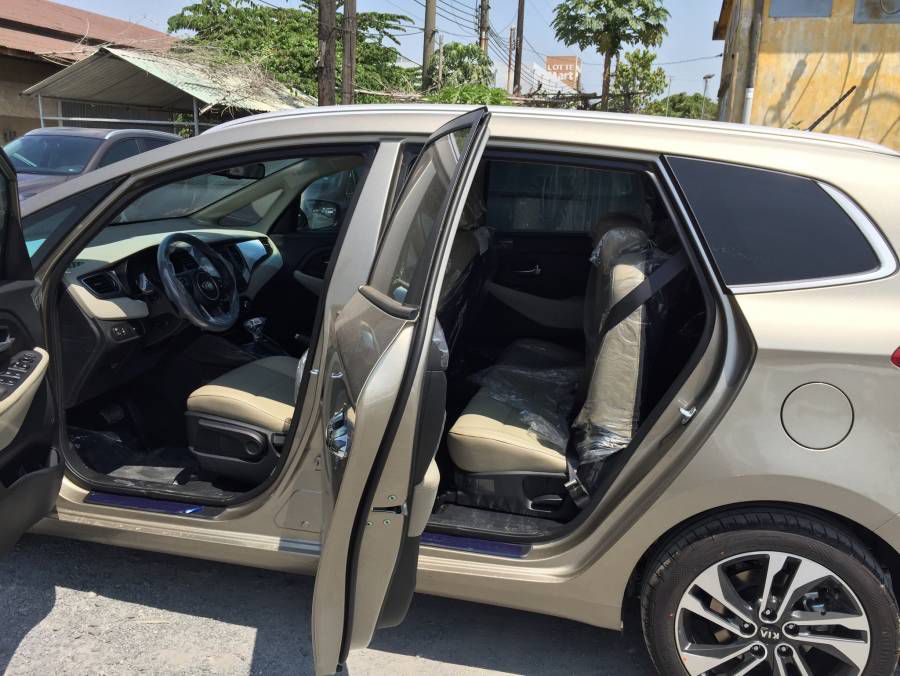 Kia Rondo Deluxe 2019 May Xang 2.0