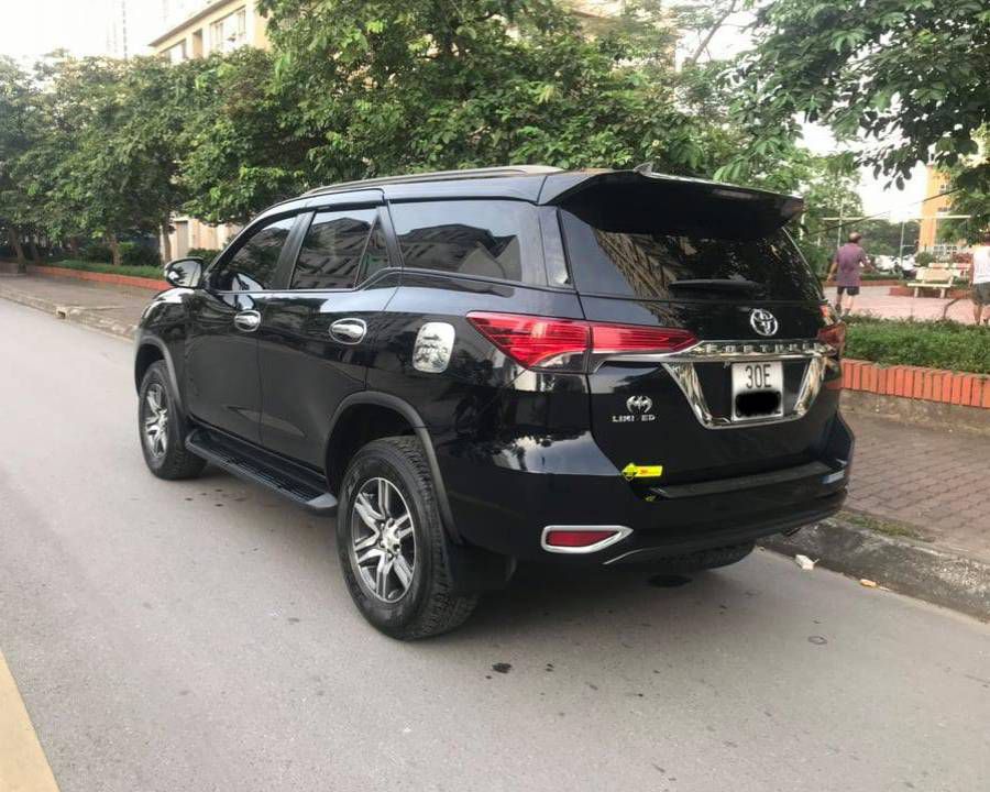 Ban Toyota Fortuner 2.4G 2017 - So san