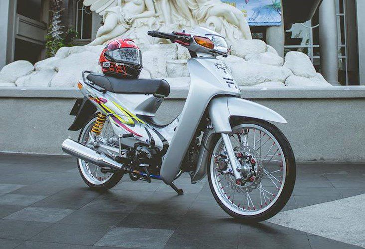 Honda Wave 110 Độ Lên Đời Với Hơn Trăm Triệu Của Biker Việt