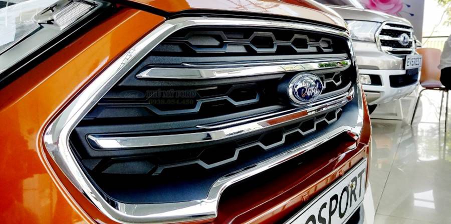 Ford Ecosport 5 cho new 2019. gia tu 525 trieu,khuyen mai khung. Mr ly 0975.647.637
