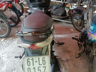 Honda AirBlade lên 2 đèn thái