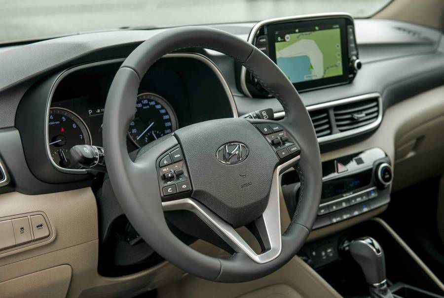 Ban Hyundai 2.0 TIEU CHUAN 2019 xe co san giao ngay - gia tot nhat 0902596263