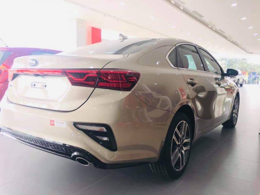 KIA CERATO 2019 - GIA NHA MAY - SIEU KHUYEN MAI - LAI SUAT THAP - LIEN HE HOTLINE KIA BIEN HOA: 0931.276.623