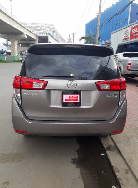 Xe Innova V thang 12/2018 luot nhe, xe dep nhu xe moi