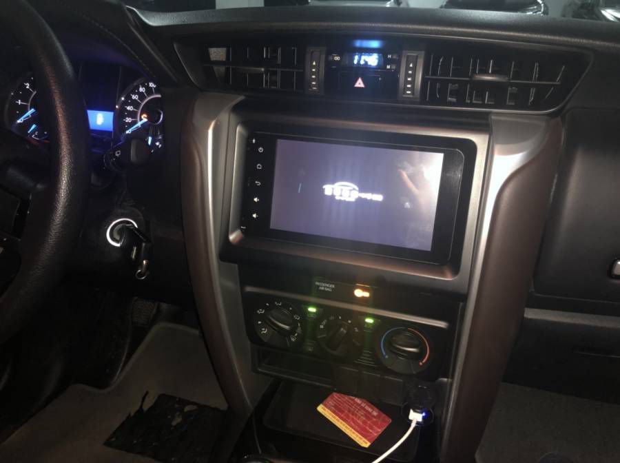 Ban Toyota Fortuner 2017 cu