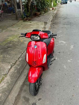 Vespa Sprint 125Abs đỏ Cherry Hỗ trợ góp