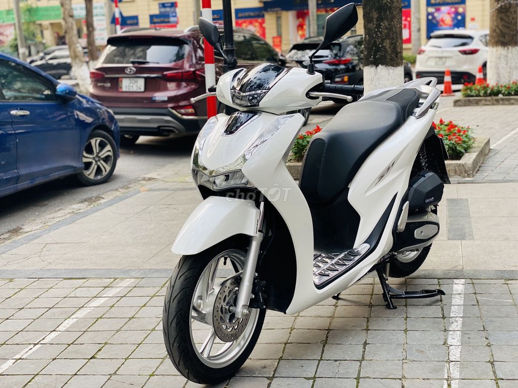 Honda SH Việt 125i Trắng 2022 Odo 800Km Có Trả Góp