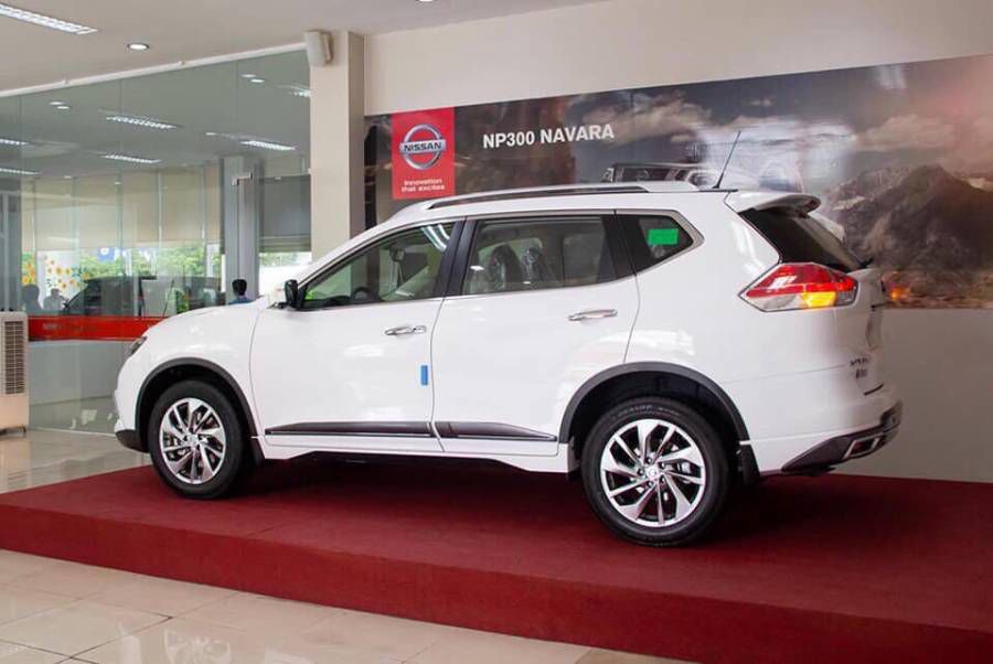 NISSAN X-TRAIL 2019 HOT TRONG TUAN GIAM NGAY 80TR