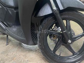 SH 125 CBS đời đầu