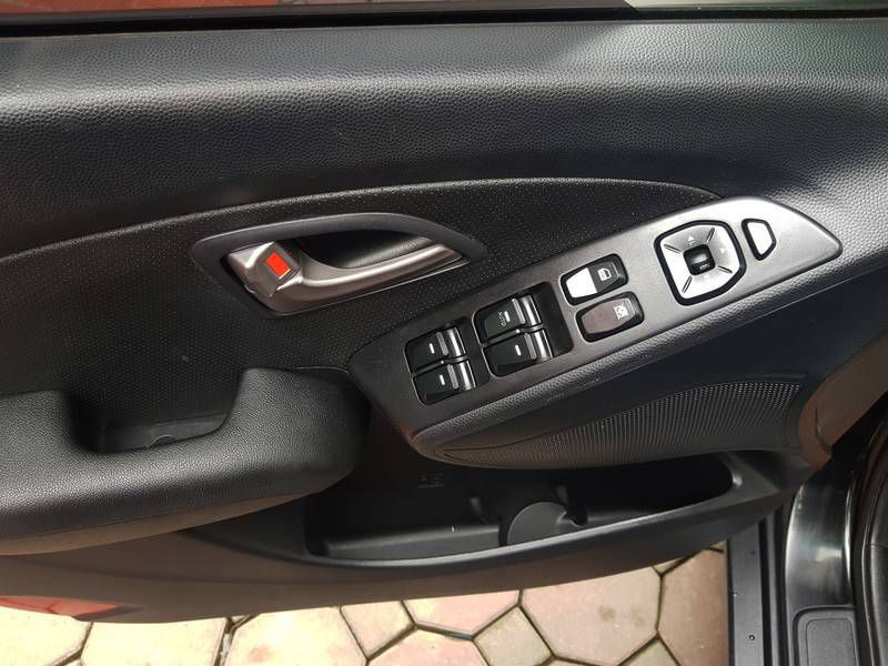 Ban Hyundai Tucson 4WD 2011 cu Ha Noi