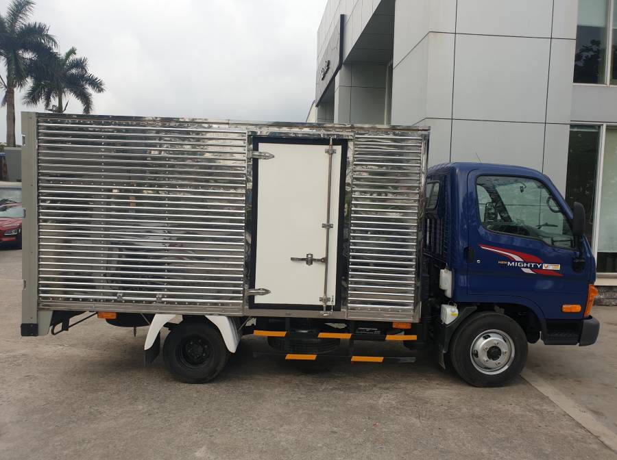 Can Ban Hyundai Mighty N250 2,5 tan thung kin 0904 143 662