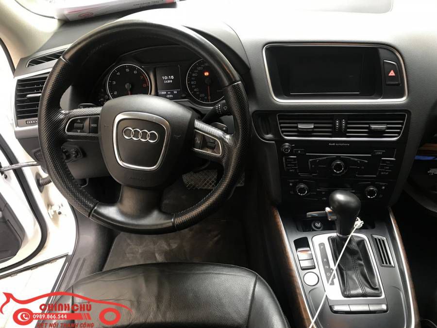 Chinh chu ban Audi Q5 2.0 TFSI Quattro 2010, mau trang, chu xe giu gin