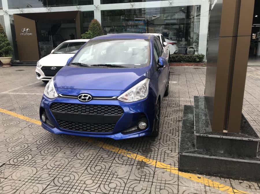 Hyundai I10 2019 Da Nang, Co san giao ngay, Qua Tang hap dan, Ho tro Grab - Vay 80% gia tri xe. Lien he: 0905.59.89.59