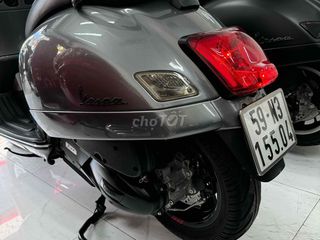 Vespa GTS S 2O19 iget Abs xám Lambo mới 98%