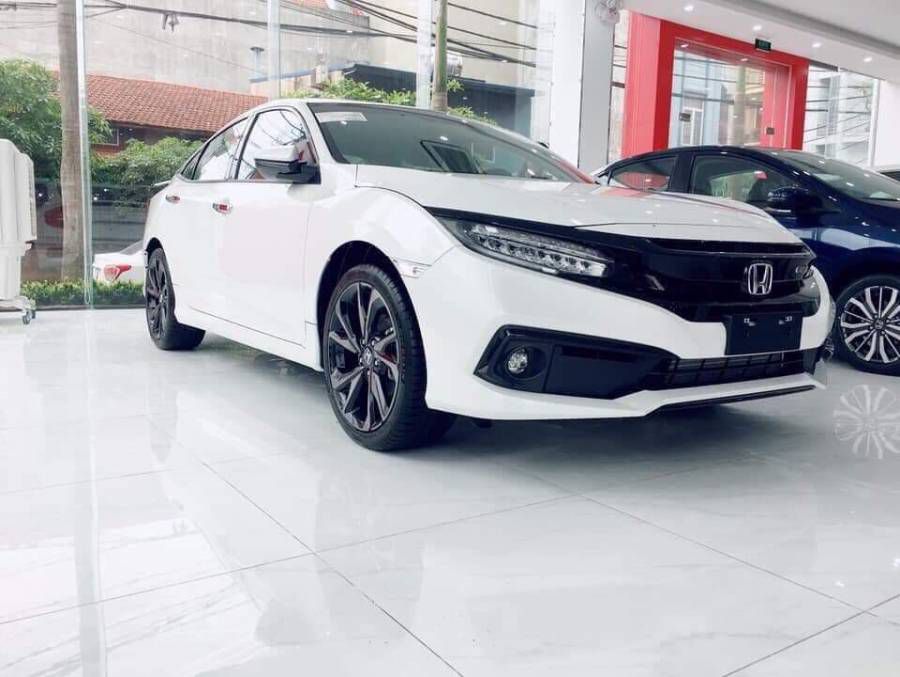 Honda Civic 2019 [300 Trieu Lay Xe Ngay] - Honda O To Binh Duong - Co Xe Giao Ngay