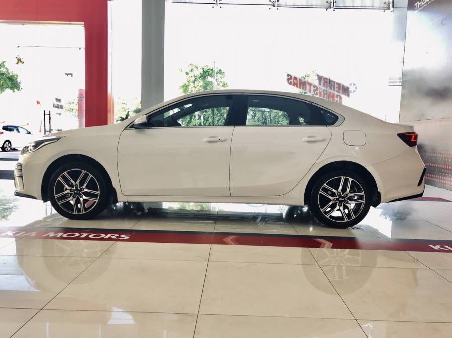 KIA CERATO 2019, So tu dong tra truoc chi 190tr co xe + T6 Giam ngay tien mat + Phu kien chinh hang. LH 0933920564