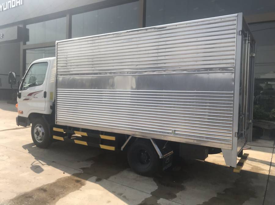 Hyundai N250 1T9-2T5, nhieu khuyen mai khung, ho tro tra gop