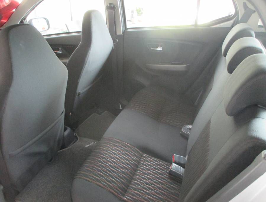 Ban Toyota Wigo 1.2AT 2019 moi Ho Chi Minh Chi can 115tr nhan xe ngay, Co du mau xe giao ngay toan quoc.
