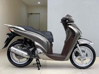 Hàng đẹp Honda Sh 125i nhập ý 2011 zin tuyệt đối