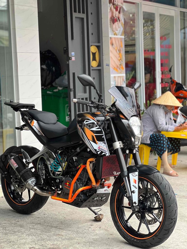 Cần bán KTM Duke 200 2015 Biển SG 9 chủ