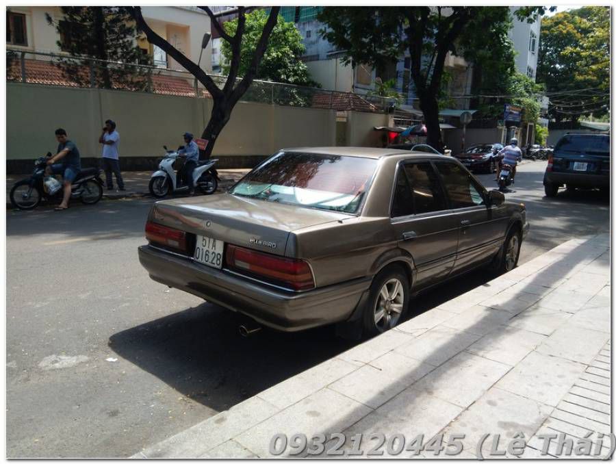 Nissan Bluebird - BS: Nhat Loc Mai Phat - Xe con rat moi